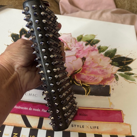 Christian Louboutin Black Studded Wallet in very good used condition! Luxury! - Picture 8 of 10